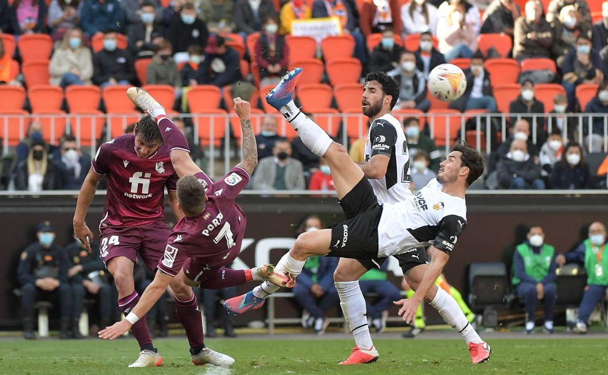 Valencia - Real Sociedad: ¿Quién Fue El Mejor Jugador Txuri-urdin? | El ...